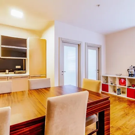 Chic Flat W Gym And Terrace 5 Min To Kanyon Mall