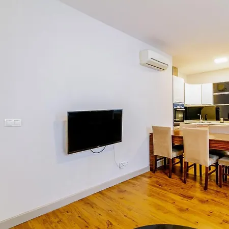 Chic Flat W Gym And Terrace 5 Min To Kanyon Mall